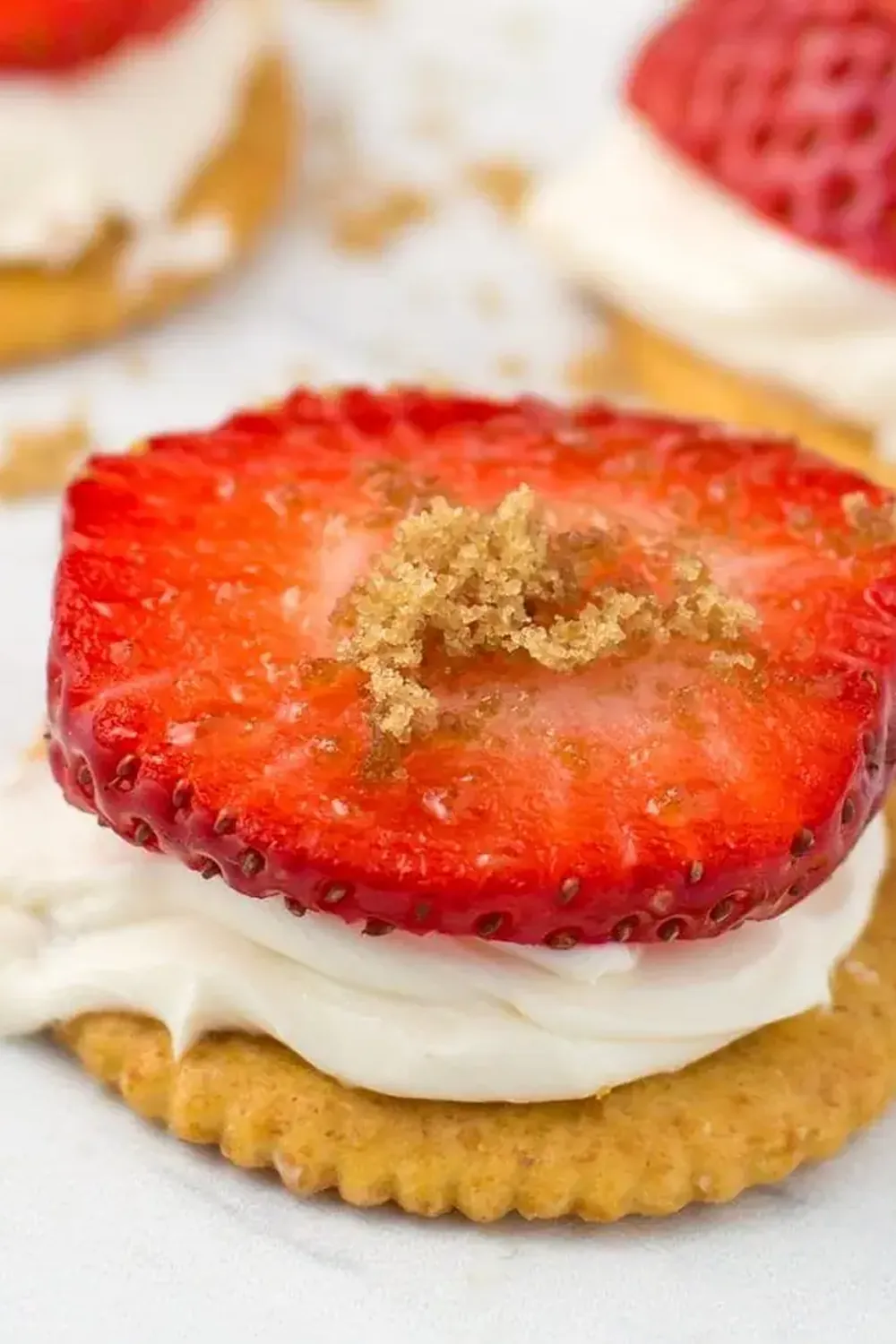 Strawberry Cheesecake Ritz Crackers for Parties